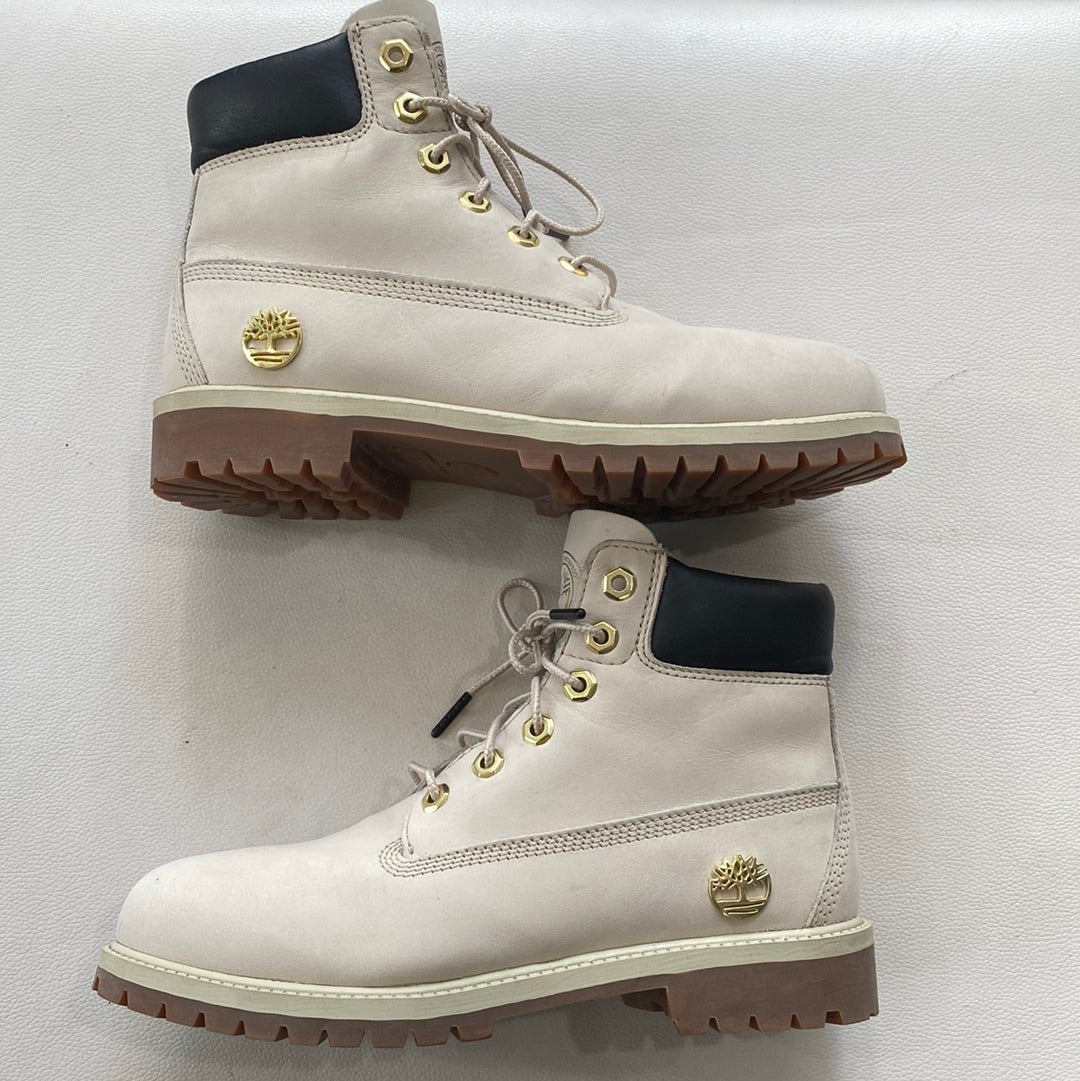 melon abolish paperback TIMBERLAND LIGHT TAN/BLACK WATERPROOF BOOTS SIZE 6.5 – Style Exchange  Boutique PGH