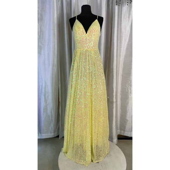 BOUTIQUE Long Gown Yellow Size Medium NWT