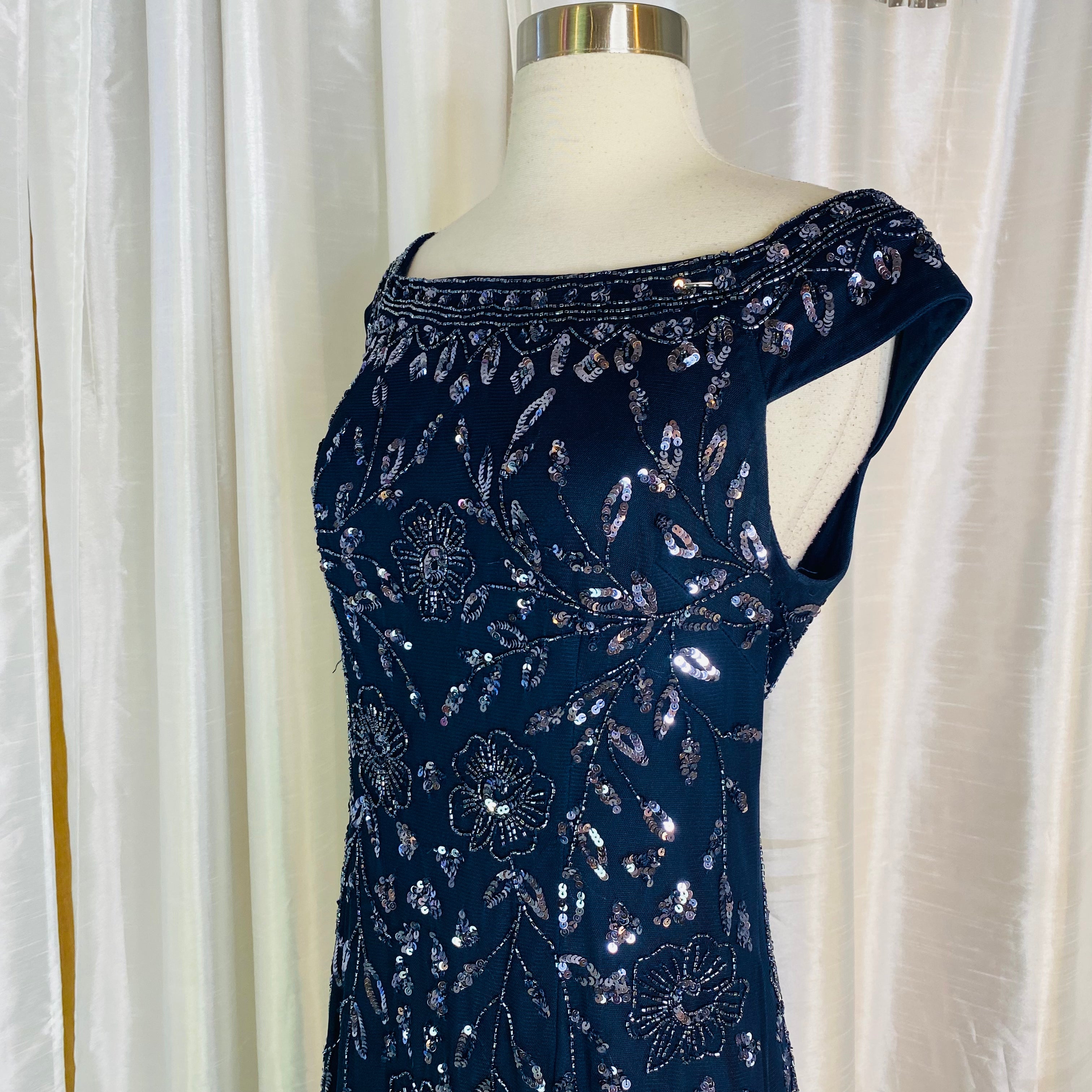 OLEG CASSINI Long Beaded Gown Navy Size 10 Style Exchange Boutique PGH OLEG CASSINI Long Beaded Gown Navy Size 10 Style Exchange Boutique PGH