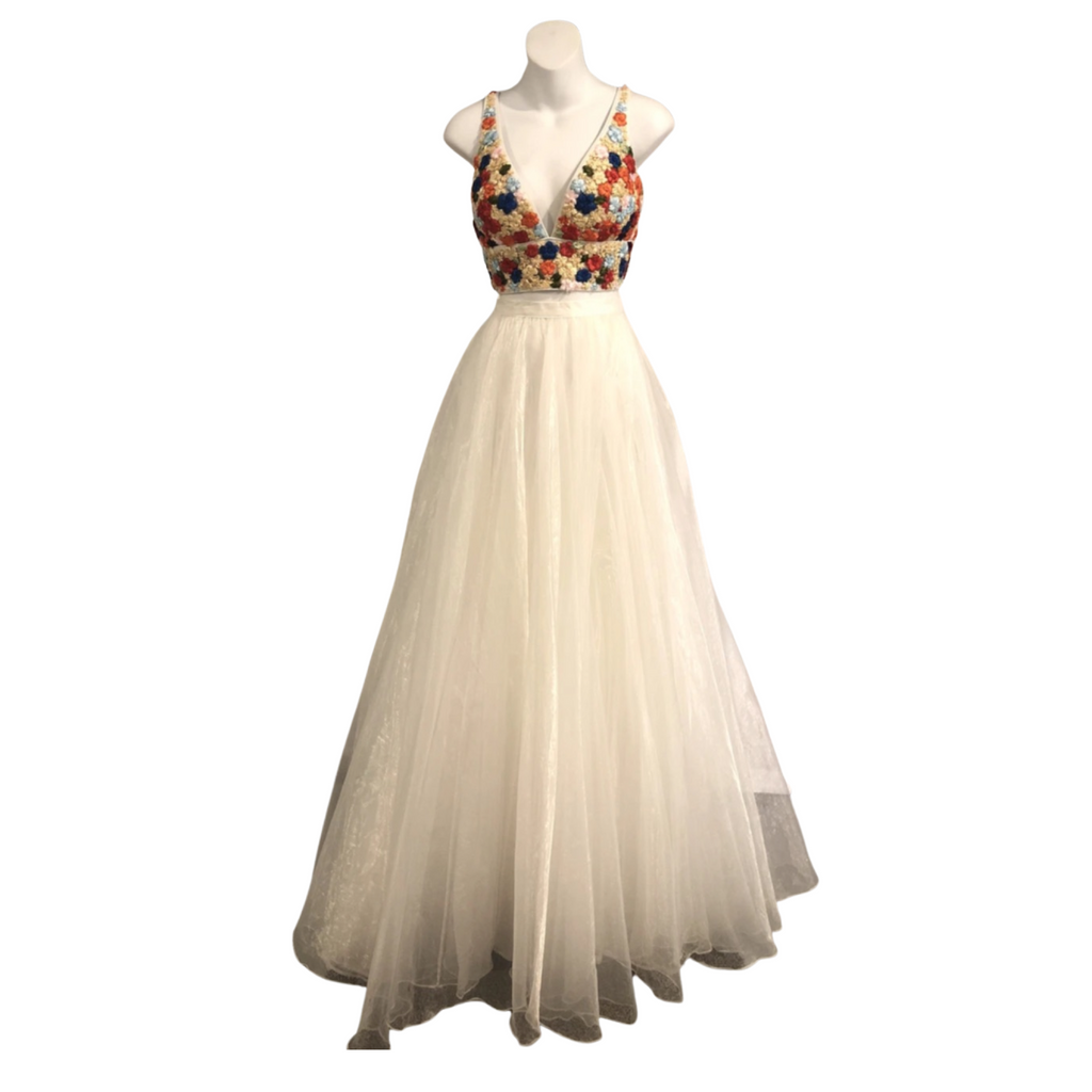 SHERRI HILL Long Floral Embroidered 2-Piece Gown Style Exchange Boutique PGH SHERRI HILL Long Floral Embroidered 2-Piece Gown Style Exchange Boutique PGH