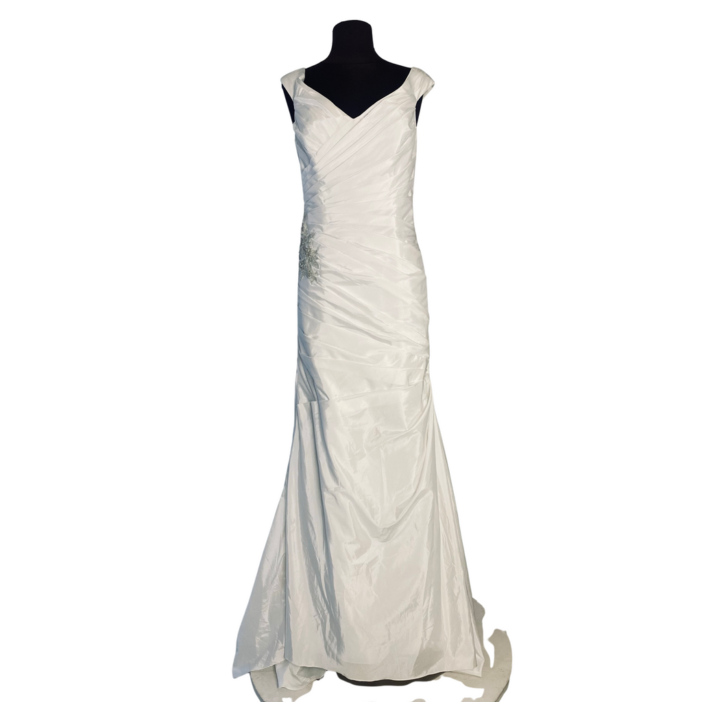 DAVIDS BRIDAL Long Gown White Size 12 NWT