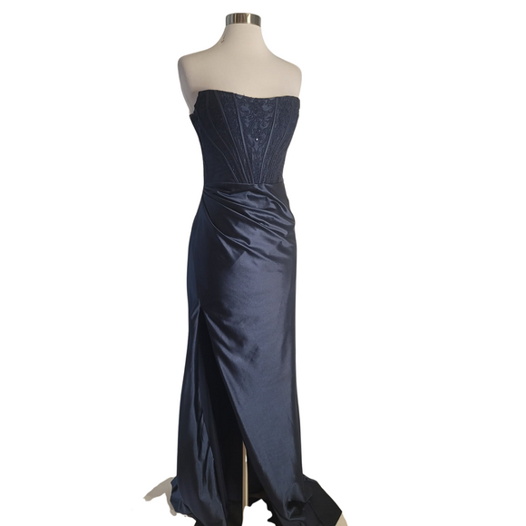 BOUTIQUE Long Strapless Gown Navy Size 4