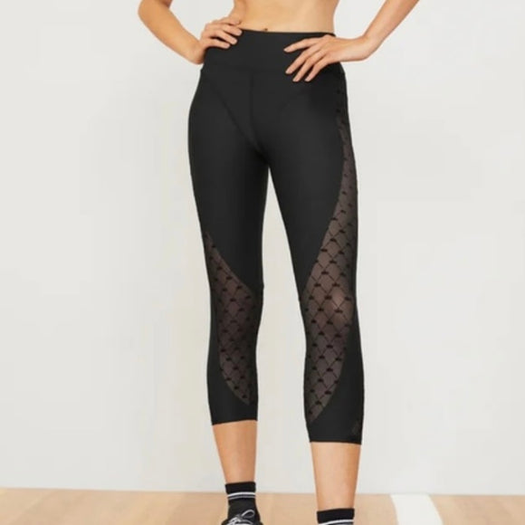 ALO Airlift Mesh High-Waist Celeste Capri Black Size XS