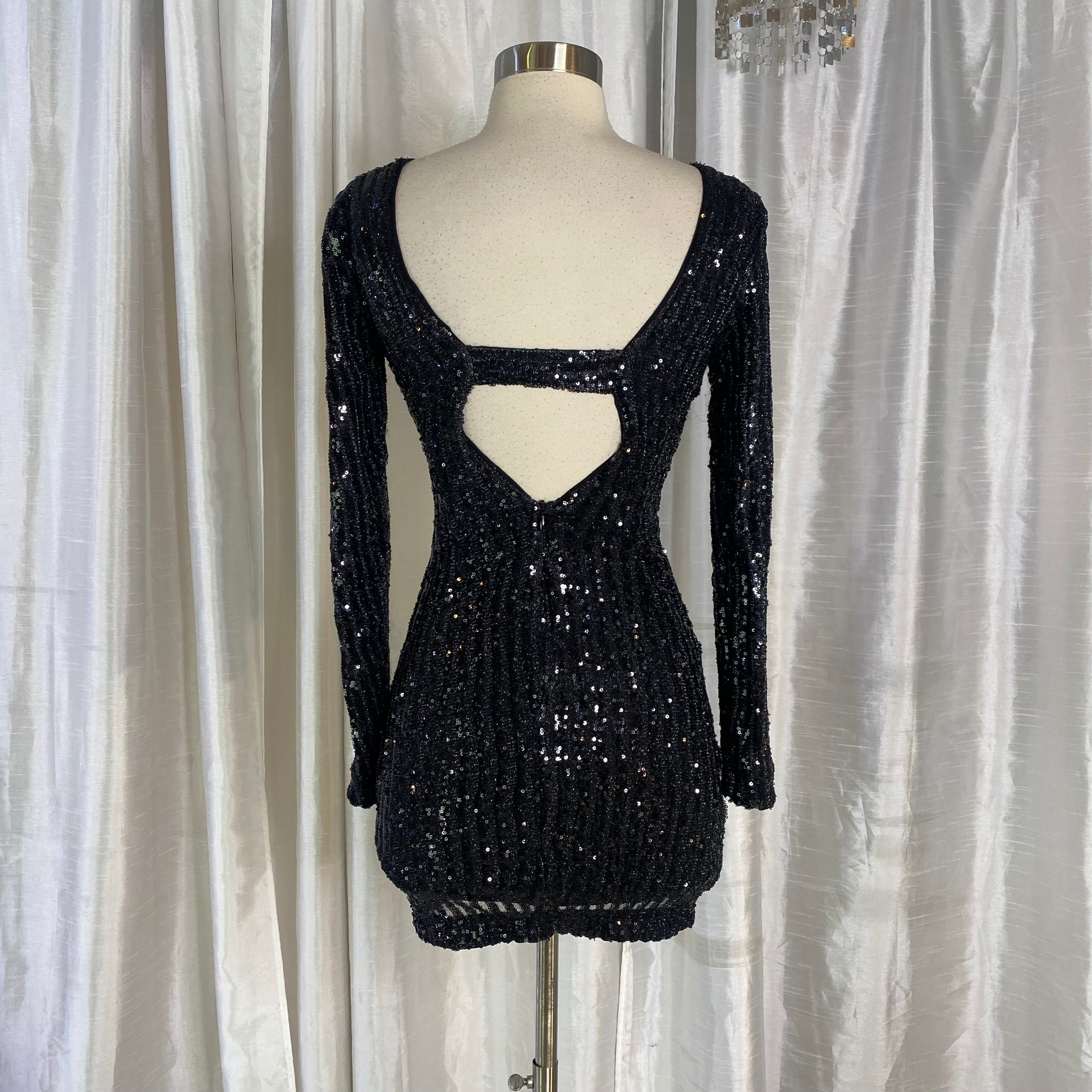 GUESS Short Long Sleeve Sequin Dress Black Size XS – Style Exchange  Boutique PGH