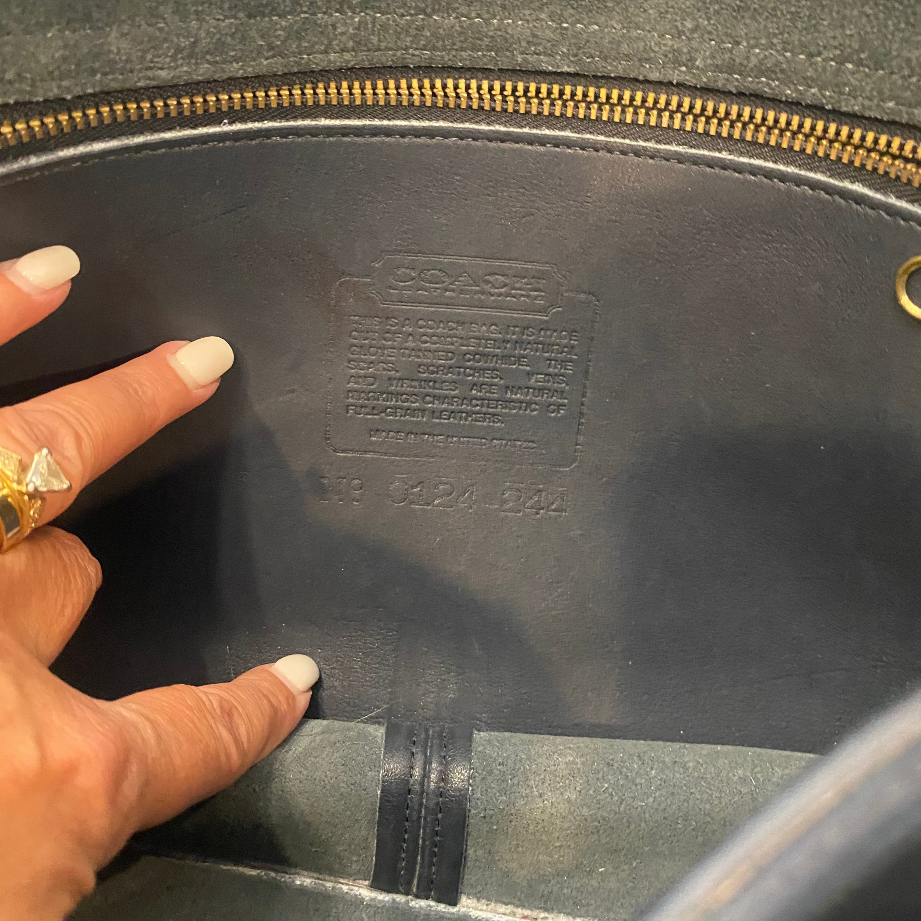 COACH Vintage Convertible Clutch Navy/Black – Style Exchange