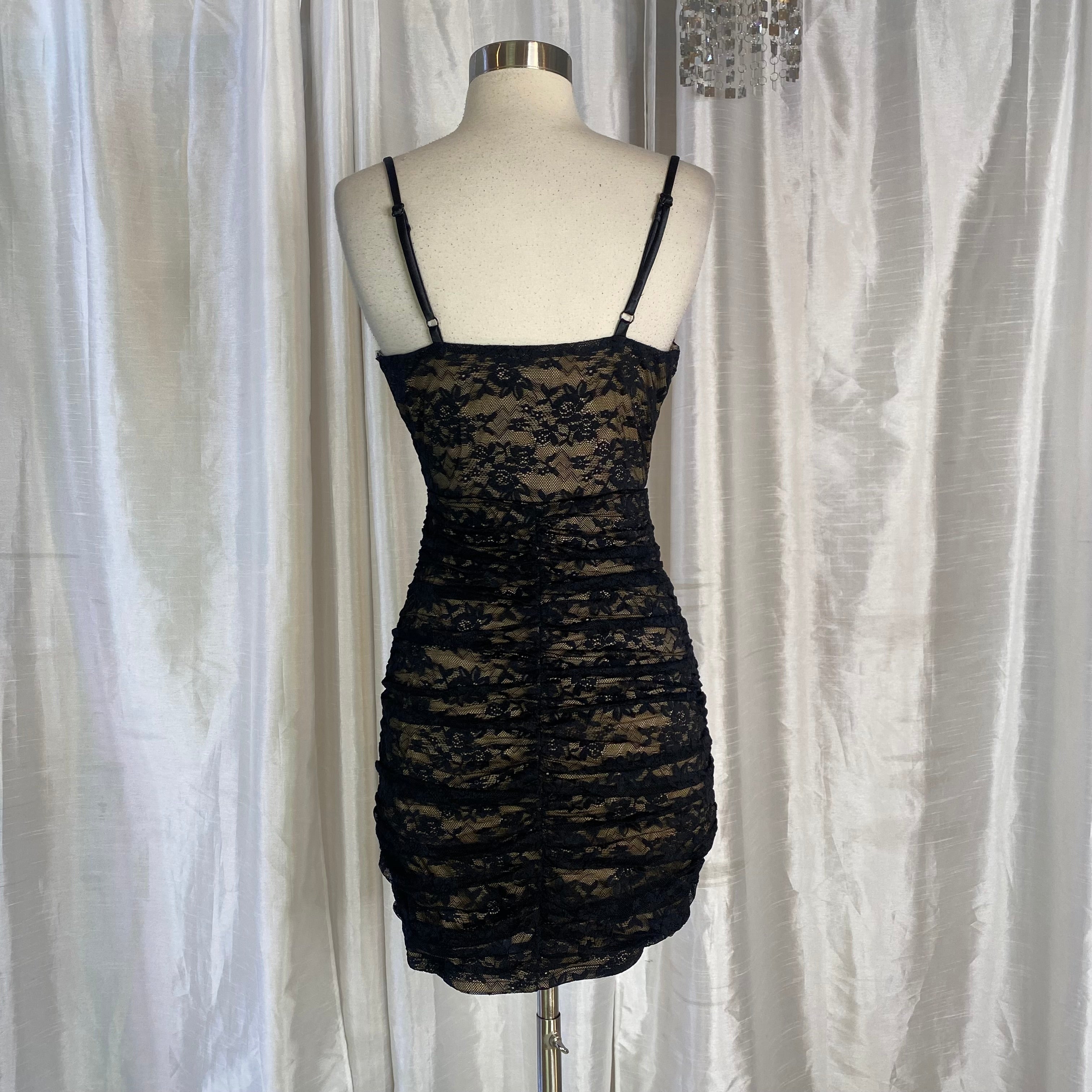 BOUTIQUE Short Lace Dress Black/Nude (Multiple Sizes AVAILABLE ) NWT   Style Exchange Boutique PGH