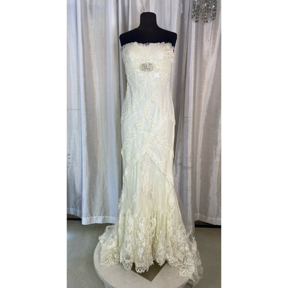 PRONOVIAS Dietrich Wedding Gown Size 8
