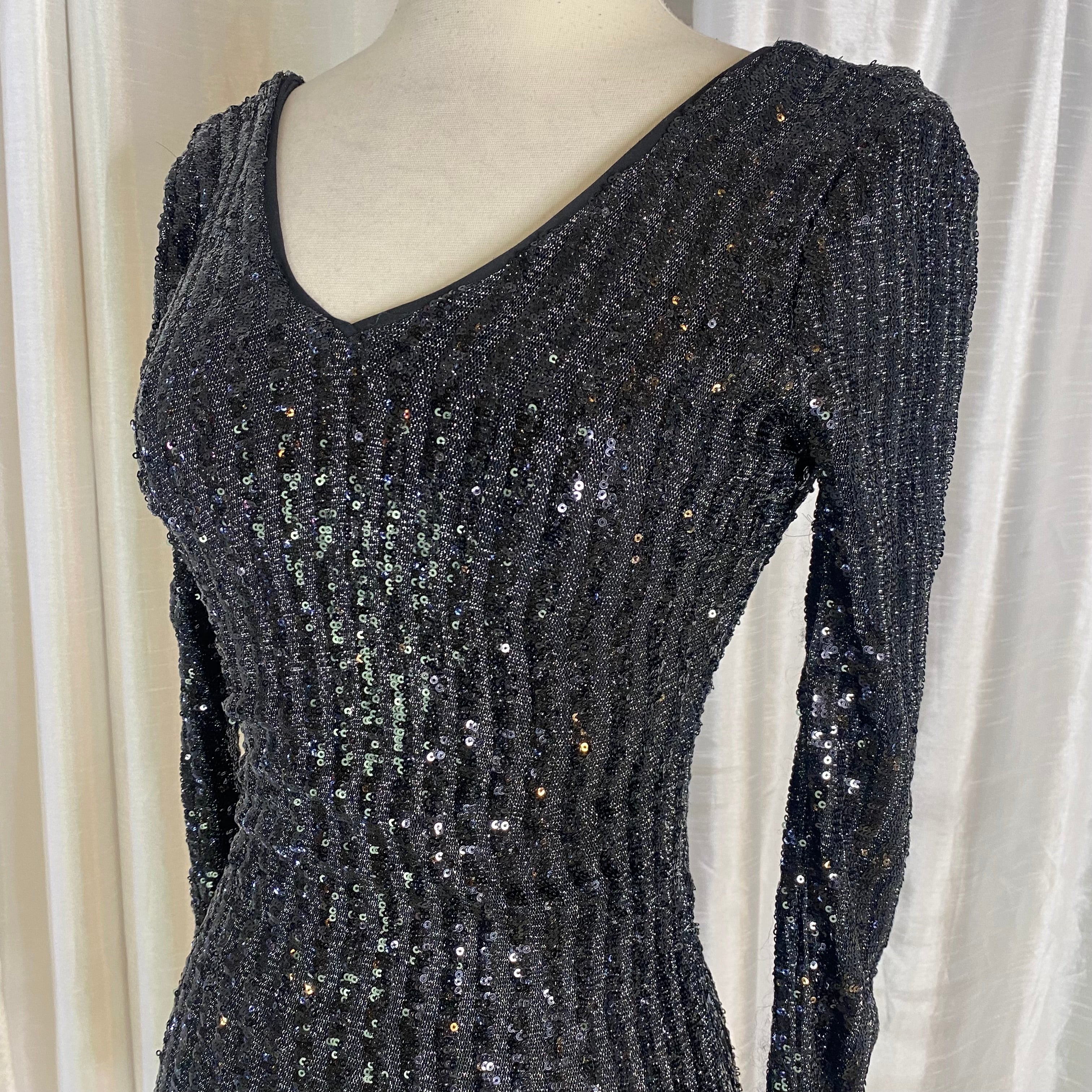 GUESS Short Long Sleeve Sequin Dress Black Size XS Style Exchange Boutique PGH GUESS Short Long Sleeve Sequin Dress Black Size XS Style Exchange Boutique PGH