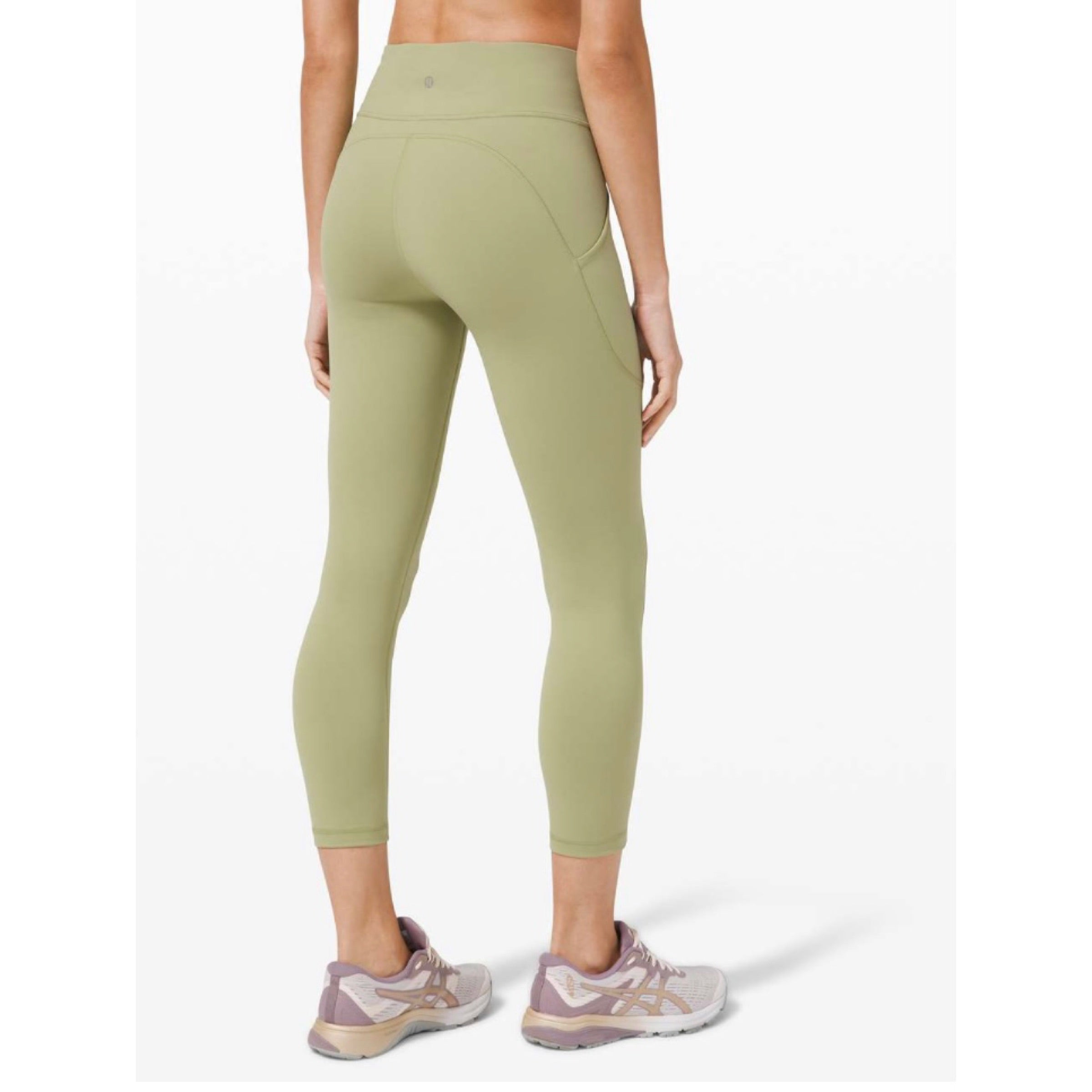 Authentic Lululemon Invigorate High-Rise Crop 23