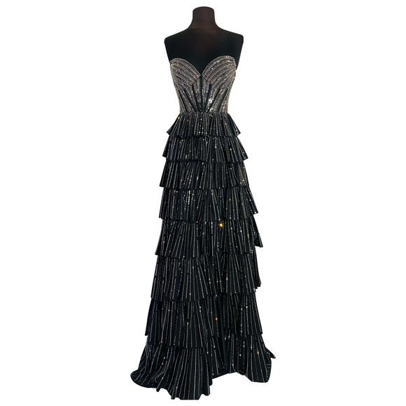 SHERRI HILL Style 56675 Long Tiered Ruffle Gown Black/Silver Size 00