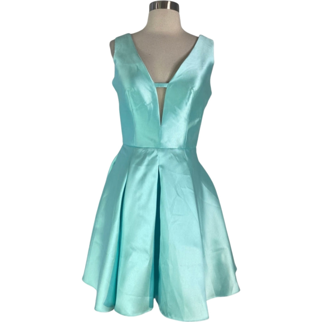 BOUTIQUE Short Dress Tiffany Blue Size 8 NWT
