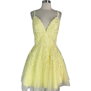 SHERRI HILL Style # 53983 Short Dress Yellow Size 12 NWT Style Exchange Boutique PGH SHERRI HILL Style # 53983 Short Dress Yellow Size 12 NWT Style Exchange Boutique PGH