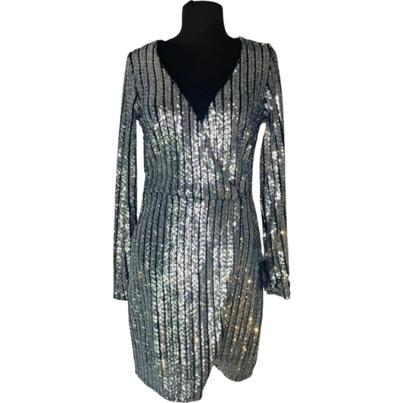 LULUS Short Silver Sequin Dress Size M NWT