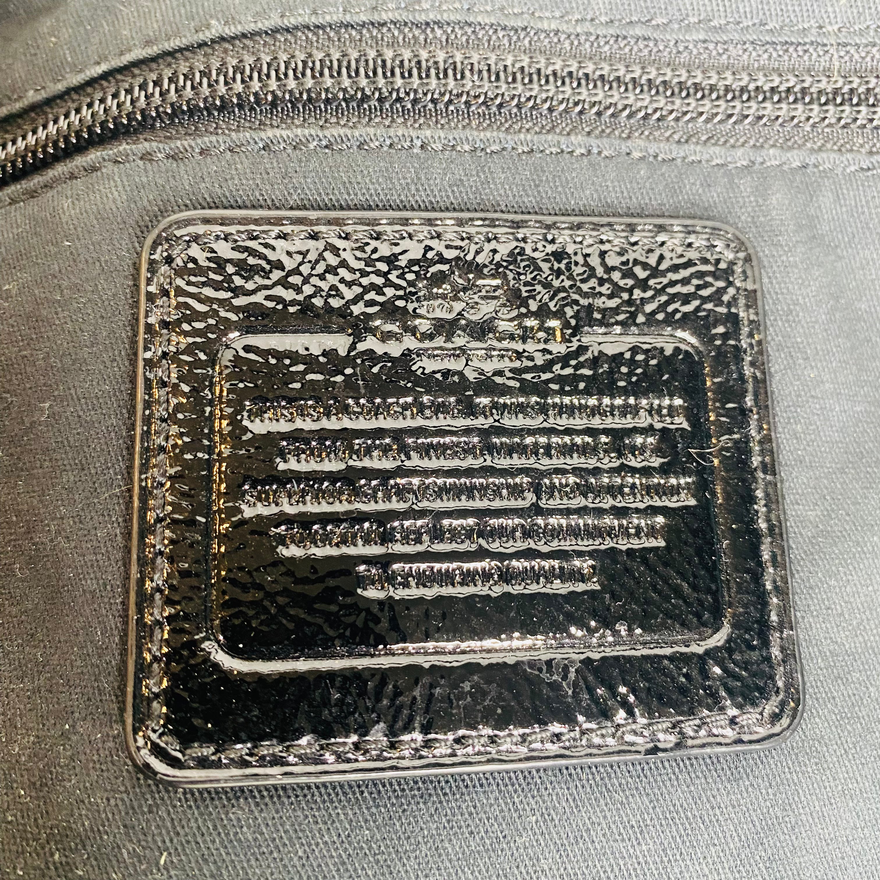 【直営・関税送料込】Clara bag in Triomph COACH Large Tote Black – Style Exchange Boutique PGH