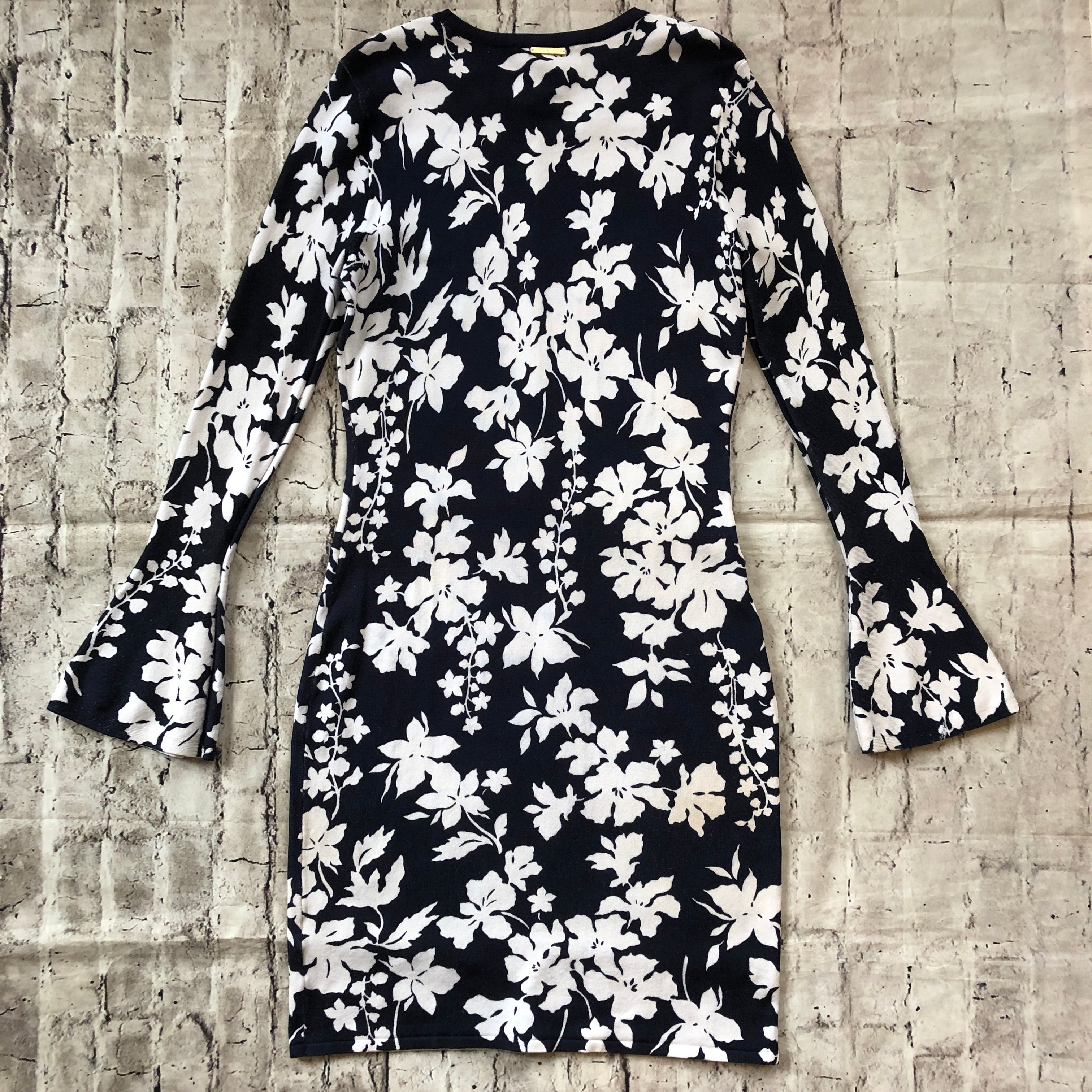 Michael kors black floral dress hotsell