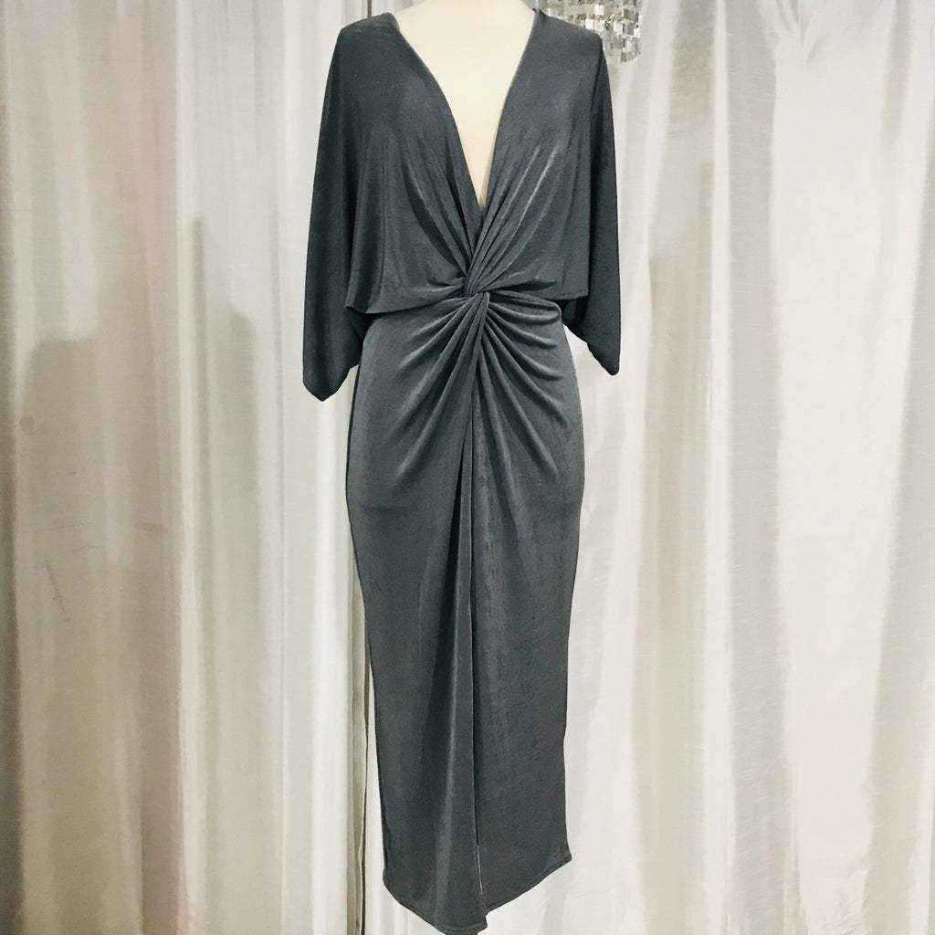 BOUTIQUE Gray & Silver Plunging V Cocktail Dress Size 6
