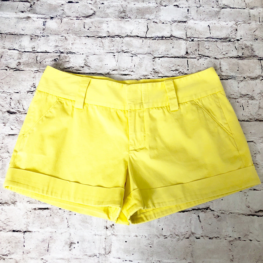 ALICE + OLIVIA Yellow Shorts Size 10