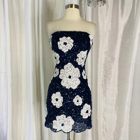 INTRIGUE Short Gown Navy and White Size 00