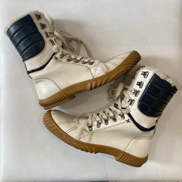 GUCCI Mens Shearling Hooked Boots Size 9.5