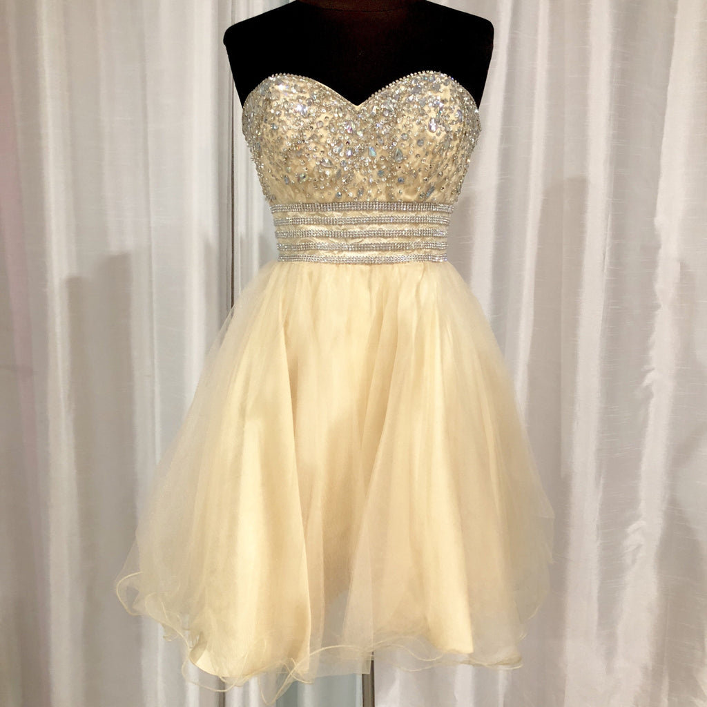 ANNY LEE Short Cream Strapless Gown – Style Exchange Boutique