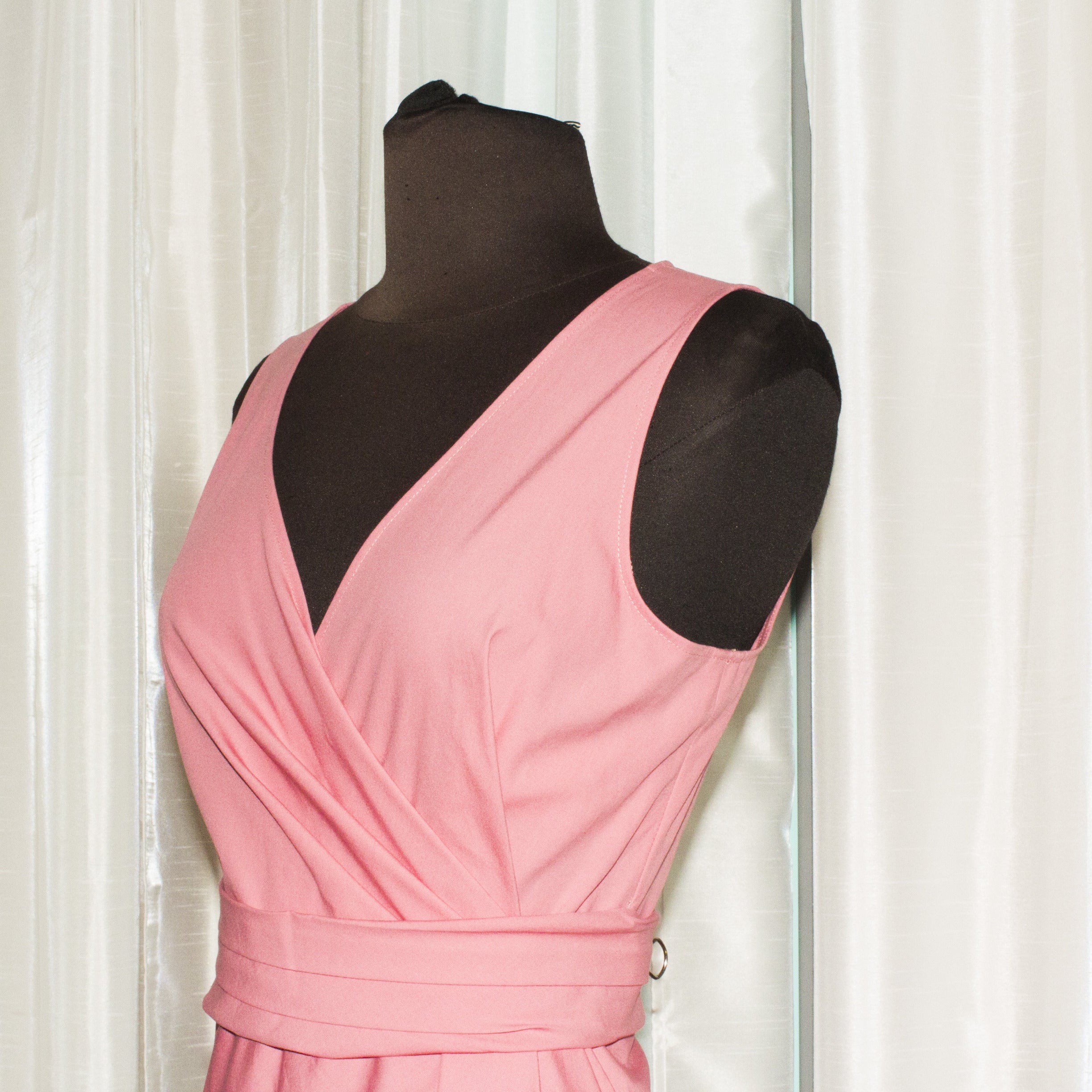 VALENTINO Techno Couture Light Pink Dress Size 6 – Style Exchange Boutique  PGH