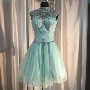 BOUTIQUE Short Light Blue Beaded Gown Size 4